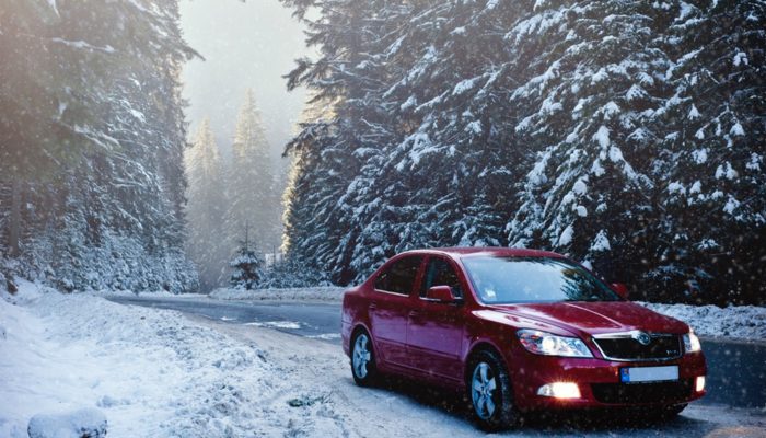 Tager du bilen på skiferie? Det skal du være opmærksom på